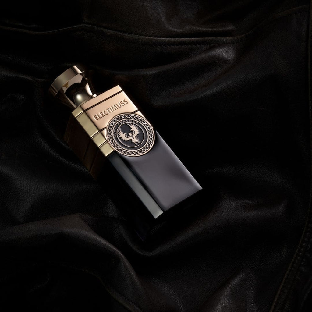 Vici Leather image 2